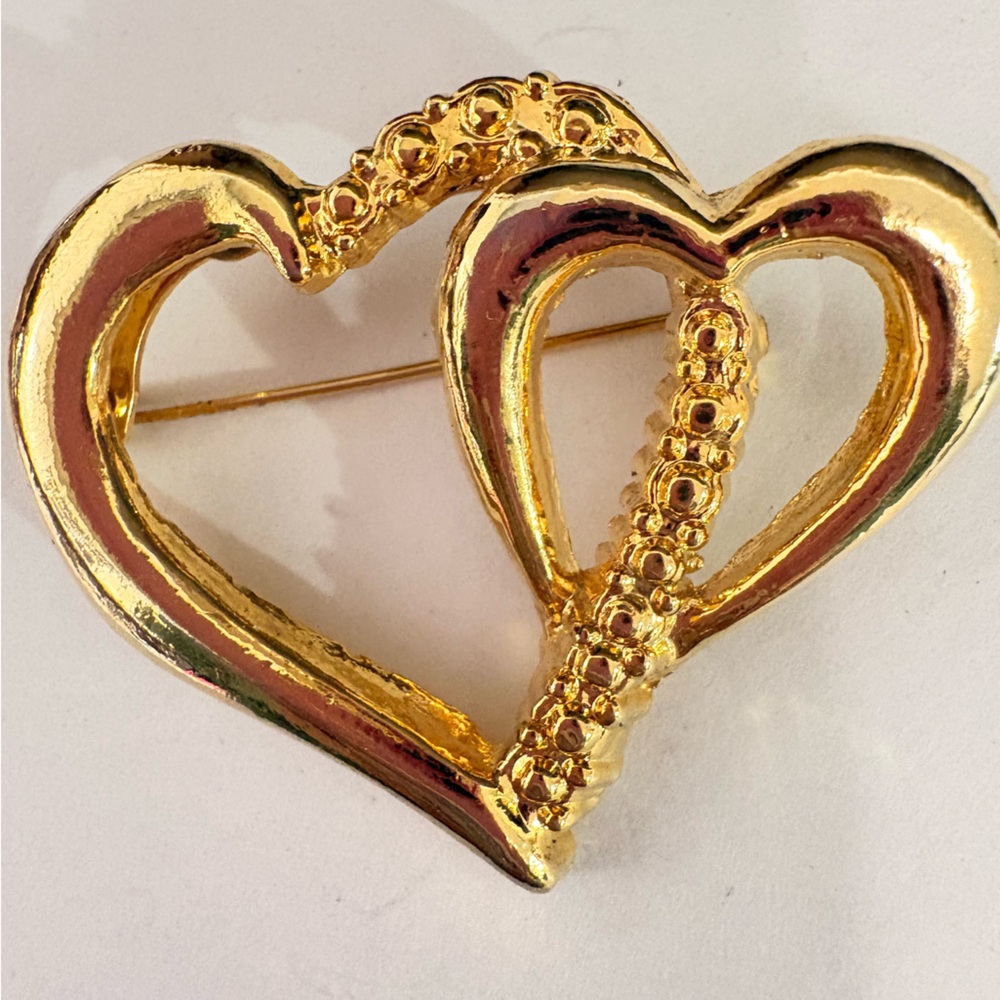 Vintage Gold plated double Heart Brooch